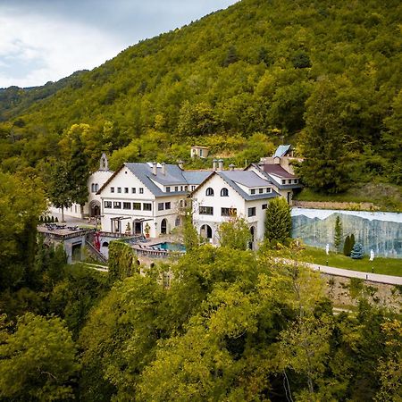 Angelats Hotel - A Signature Boutique Hotel & Restaurant Рибес де Фресер Екстериор снимка