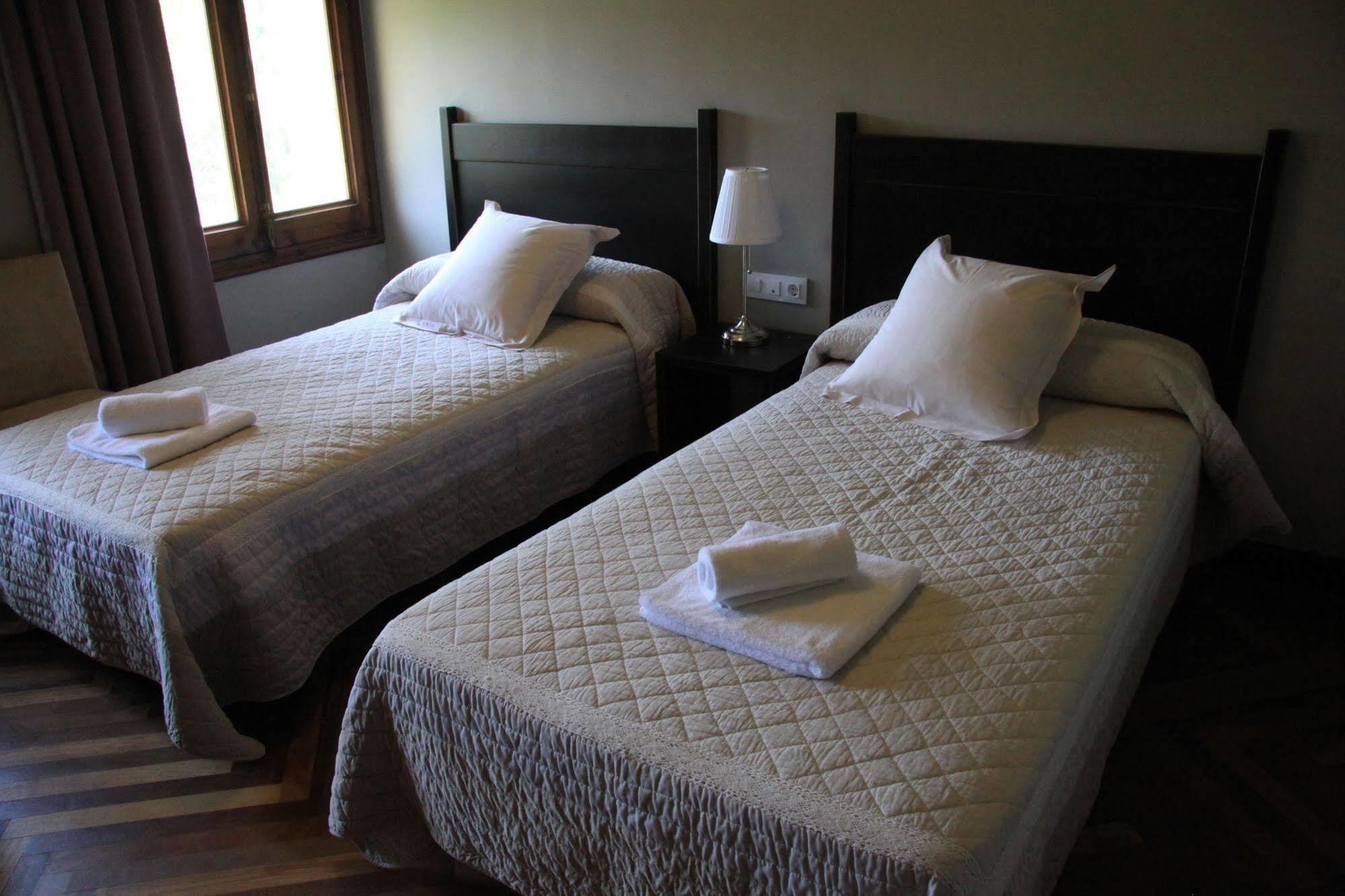 Angelats Hotel - A Signature Boutique Hotel & Restaurant Рибес де Фресер Екстериор снимка